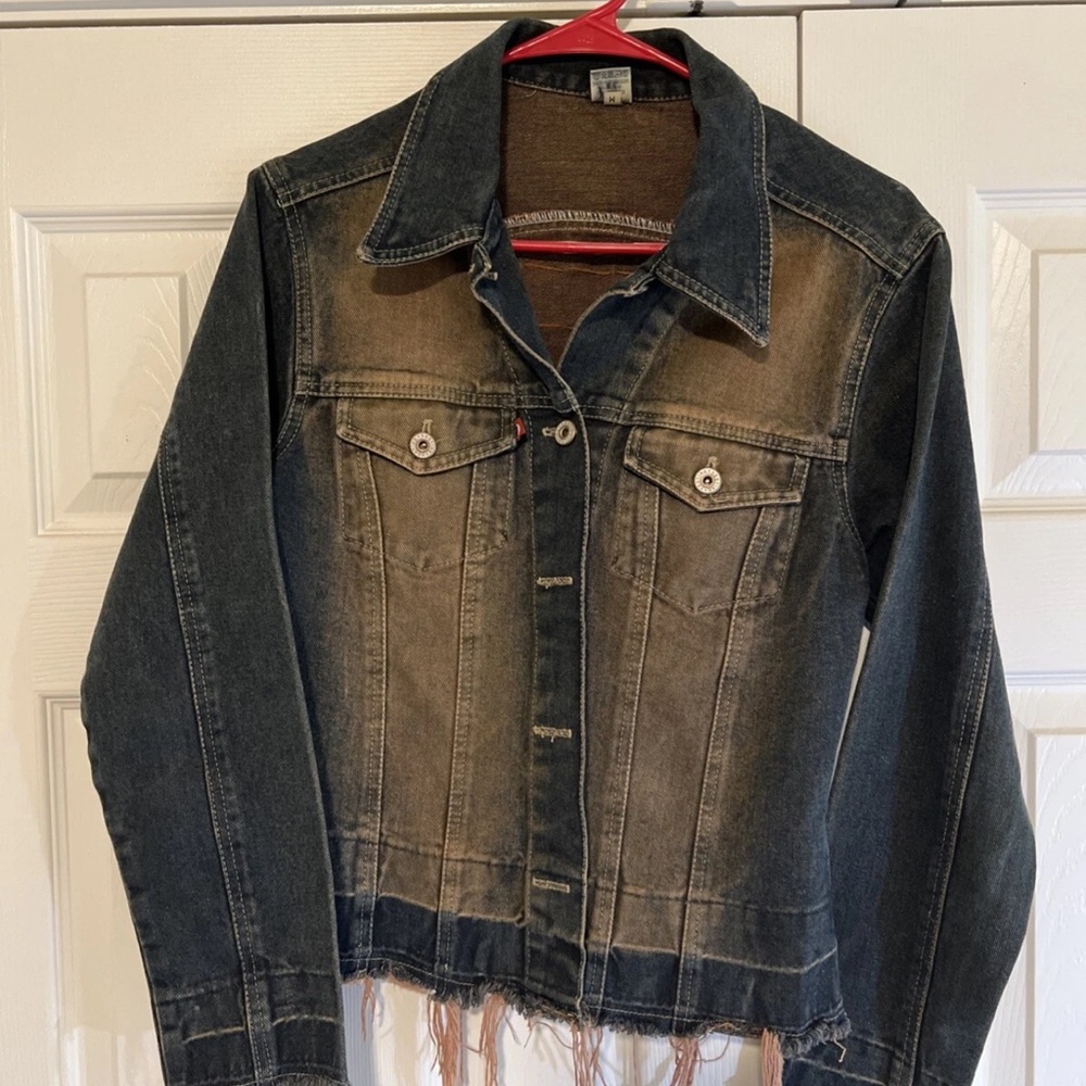 Vestire Denim Jacket Women's Size M Blue Jean Pockets Flower